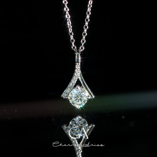 ROMANCE INTERTWINED  S925 1 CARAT MOISSANITE NECKLACE