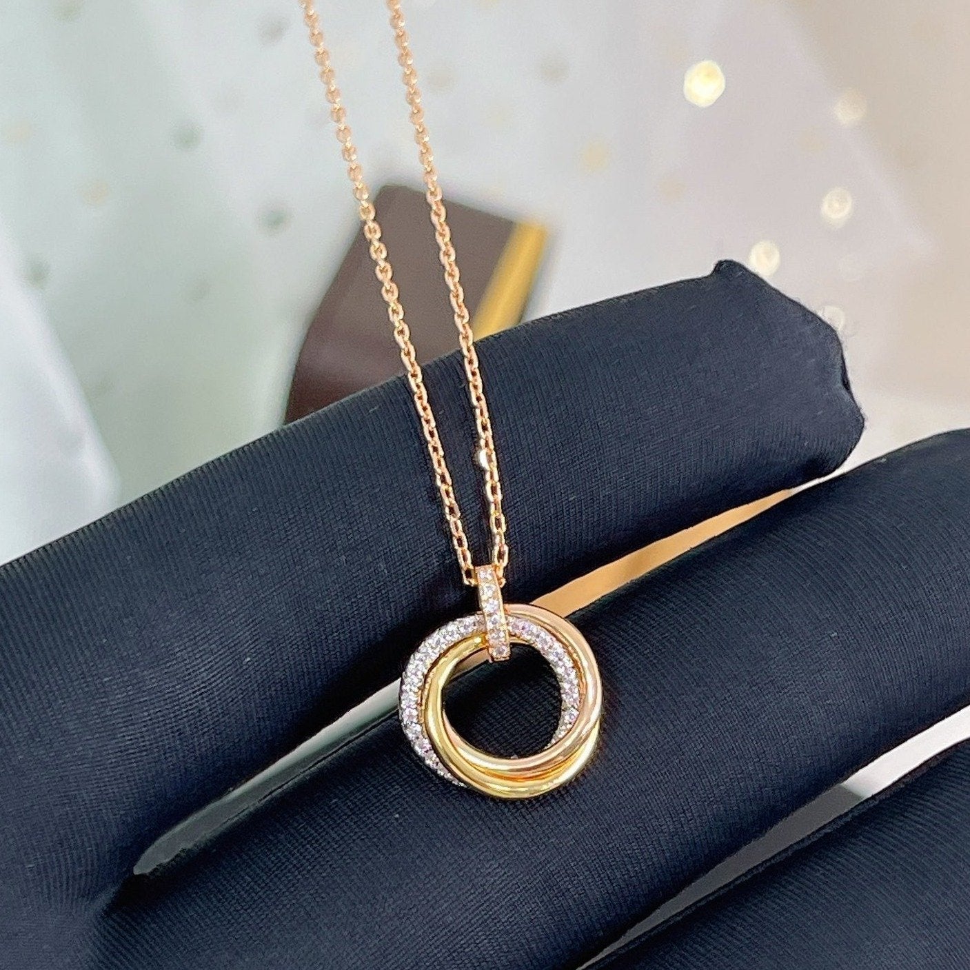 [Luxe]TRINITY NECKLACE SILVER GOLD PINK GOLD DIAMONDS