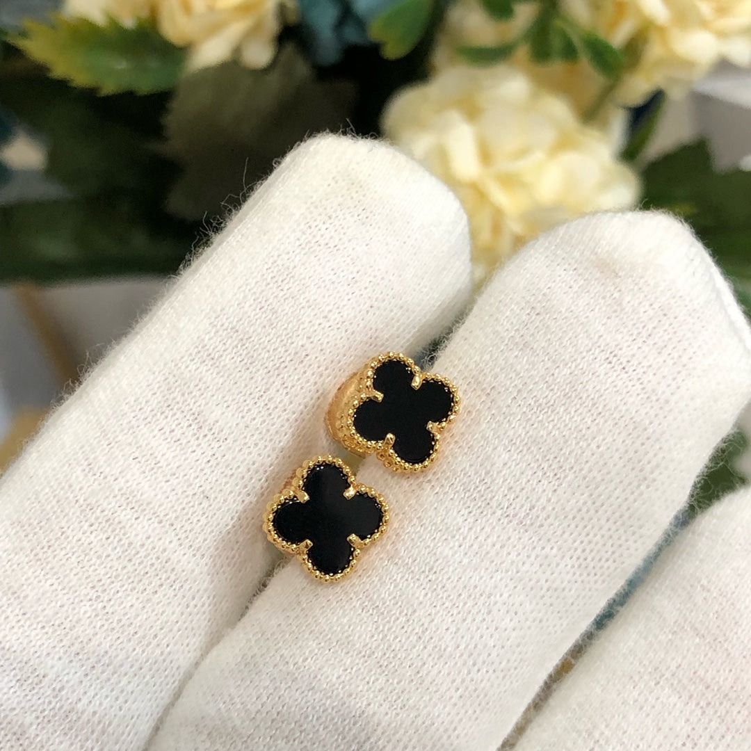 [Luxe]CLOVER MINI GOLD EARRINGS