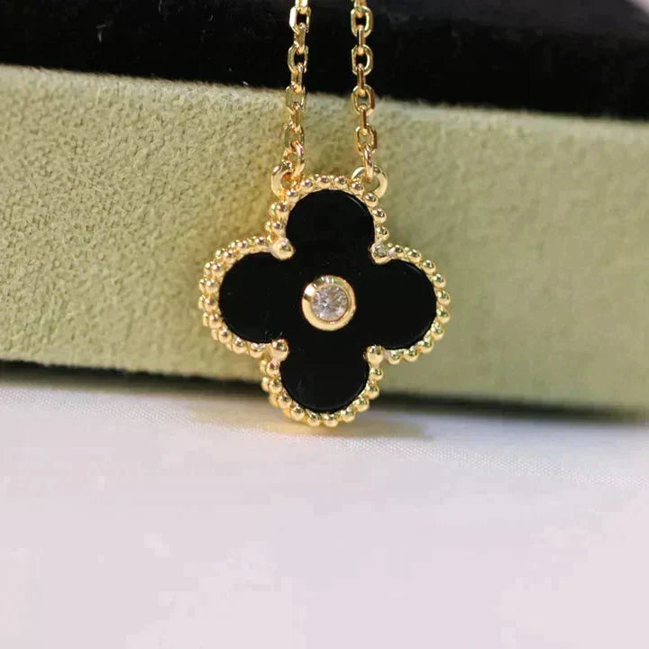 [Luxe]CLOVER 15MM DIAMOND ONYX NECKLACE