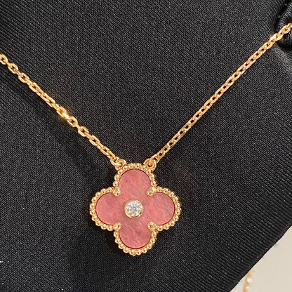 [Luxe]CLOVER 15MM DIAMOND RHODONITE NECKLACE