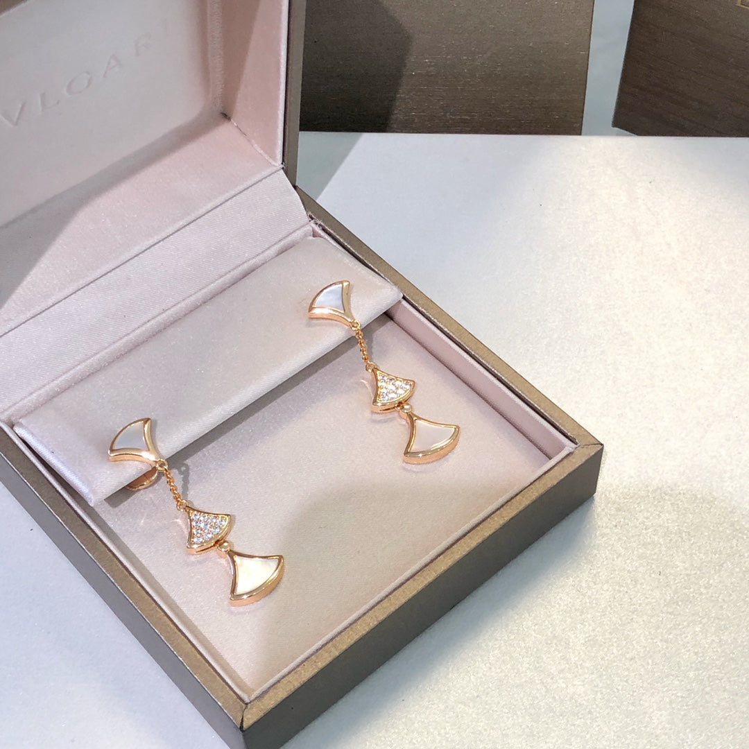 [Luxe]DREAM EARRINGS 3 MOTIFS DIAMOND MOP PINK GOLD