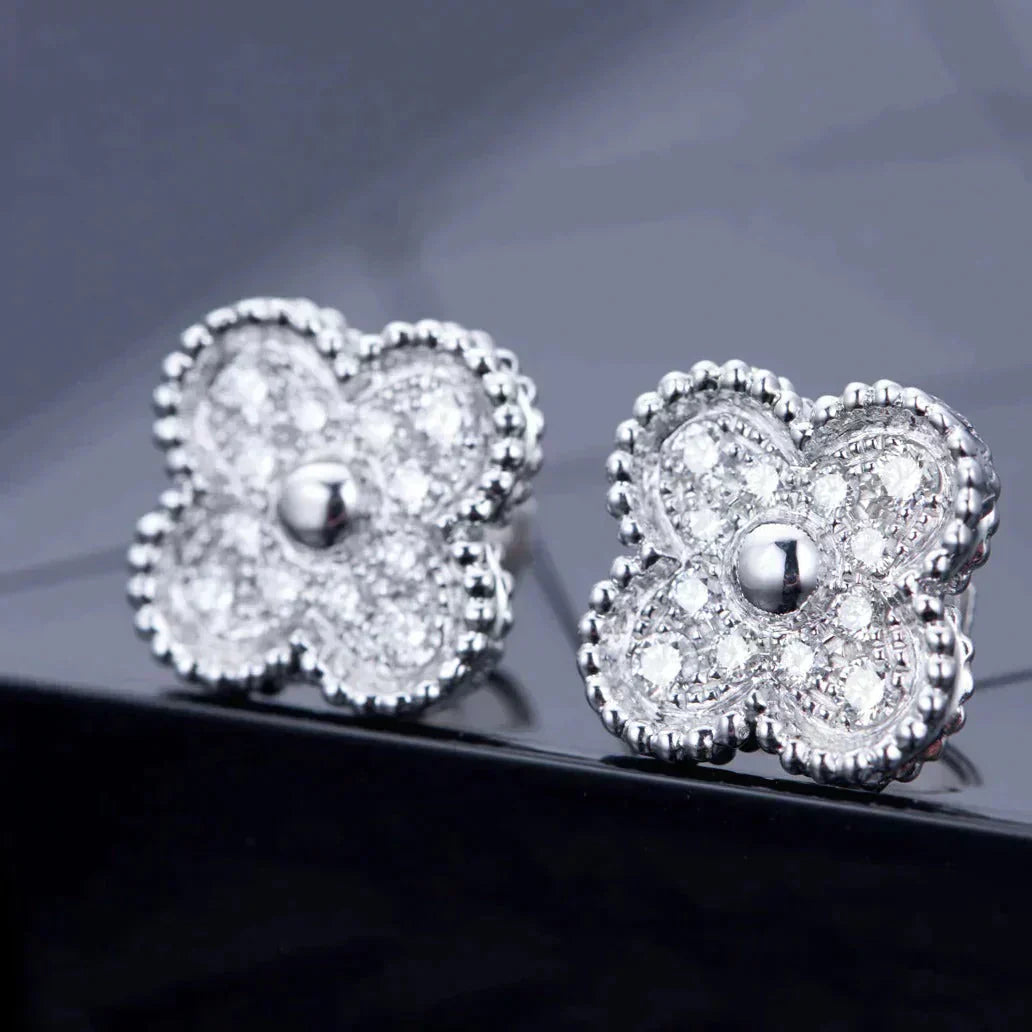 [Luxe]CLOVER 1 MOTIFS DIAMOND STUD EARRINGS SILVER