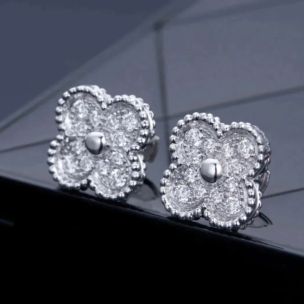 [Luxe]CLOVER 1 MOTIFS DIAMOND STUD EARRINGS SILVER