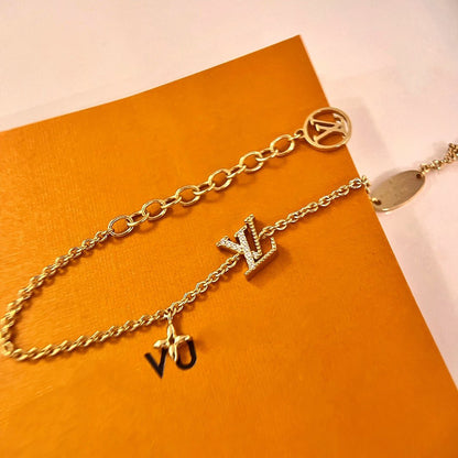 [Luxe]LOGO STAR MOTIF GOLD BRACELET