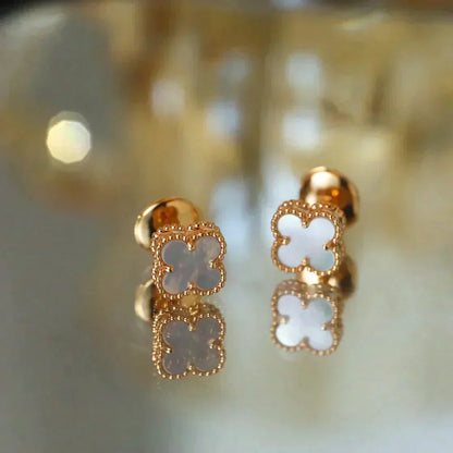 [Luxe]CLOVER MINI 9.5MM WHITE MOP EARRINGS