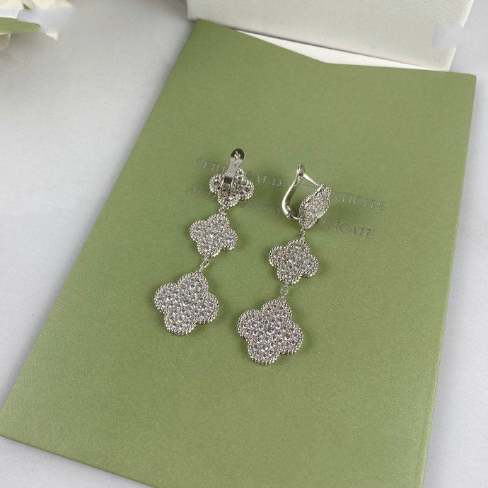 [Luxe]CLOVER 3 MOTIF DIAMOND SILVER DROP EARRINGS