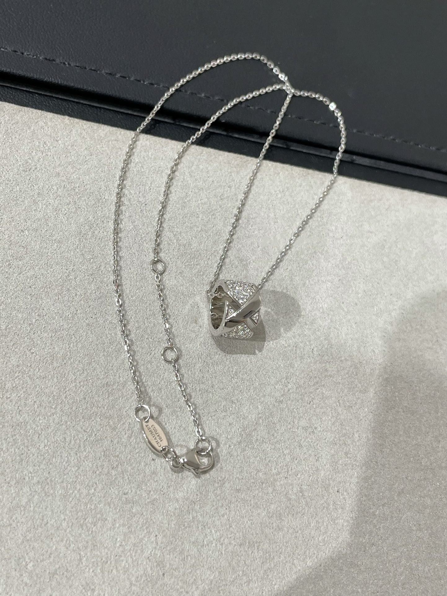 [Luxe]LIENS EVIDENCE DIAMOND PAVED NECKLACE