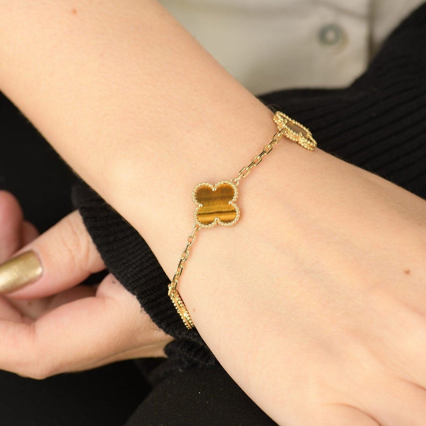 [Luxe]CLOVER  5 MOTIFS TIGER EYE BRACELET