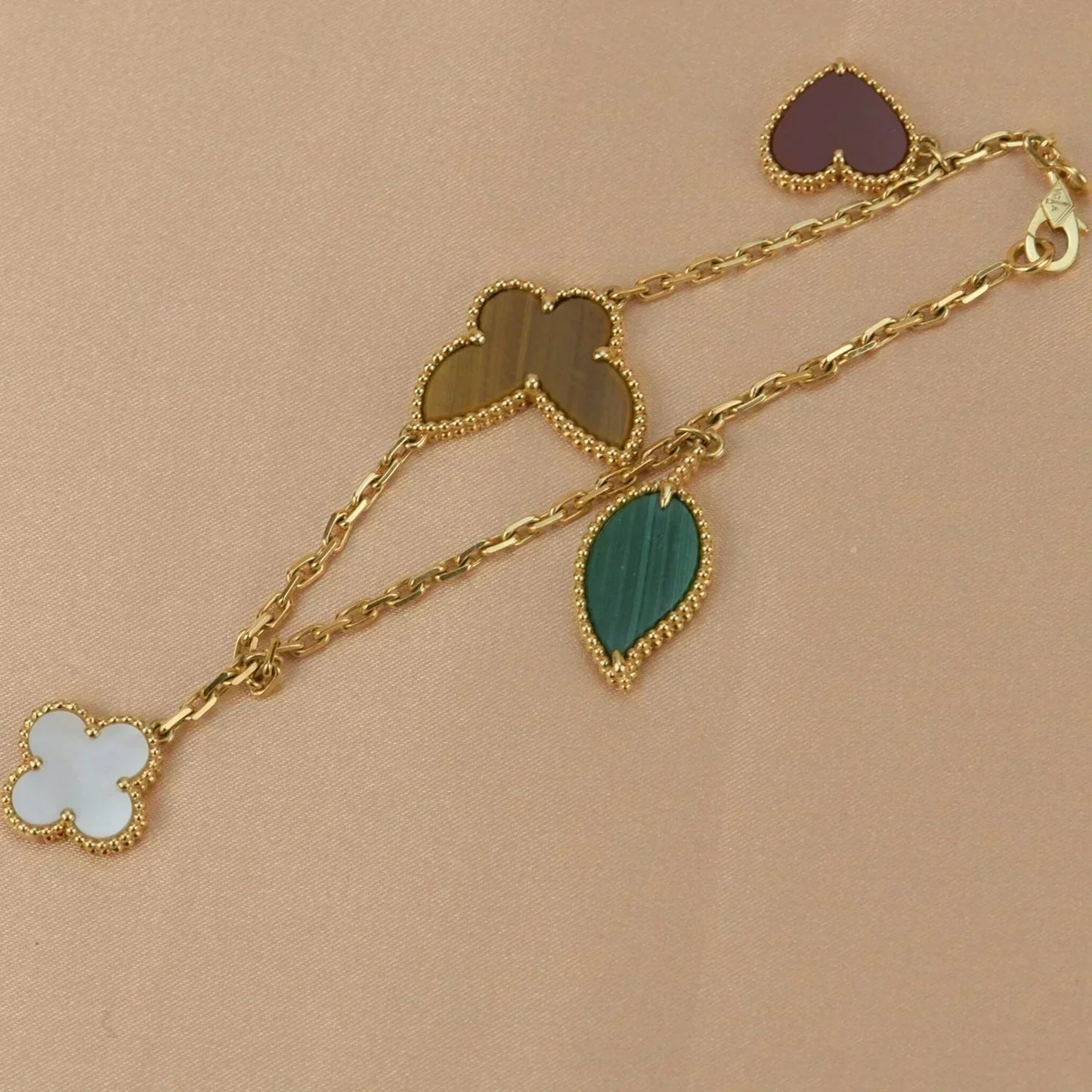 [Luxe]LUCKY SPRING 5 MOTIF GOLD BRACELET