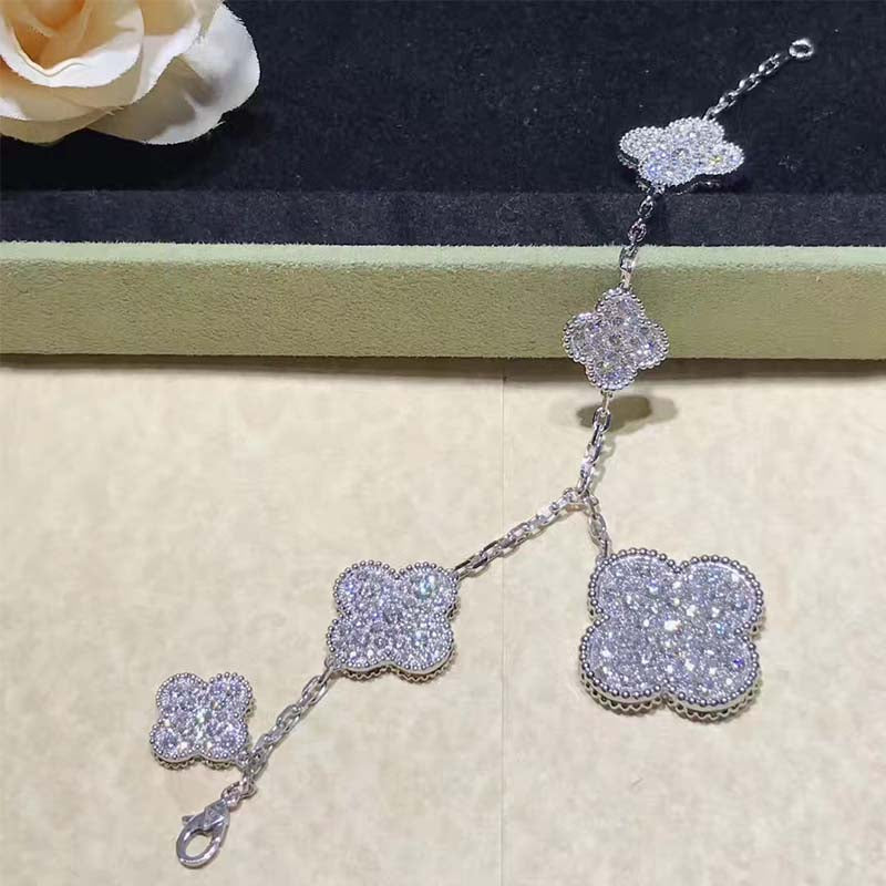 [Luxe]CLOVER 6 MOTIFS SILVER DIAMOND BRACELET