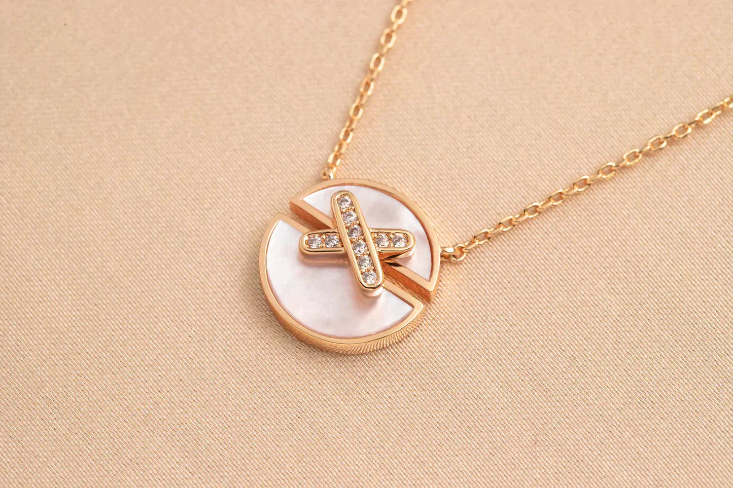 [Luxe]JEUX DE ROSE GOLD DIAMOND NECKLACE