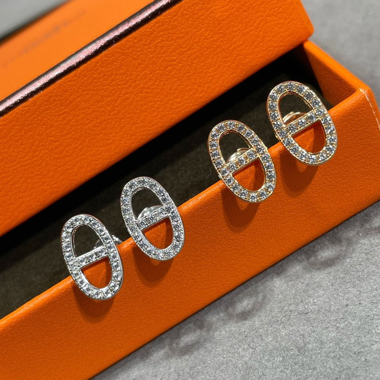 [Luxe]HM FULL DIAMOND PIG NOSE STUD EARRINGS