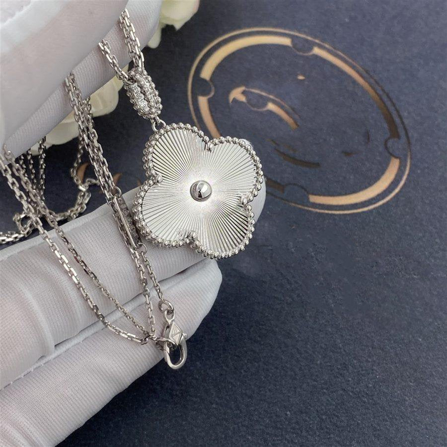 [Luxe]CLOVER 25MM SILVER BIG CLOVER NECKLACE